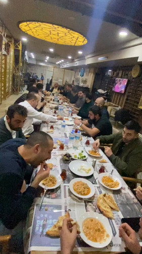 YQunPEAyuJLsaxSH.jpg