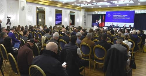 718450115060560752?url=https%3A%2F%2Fshqiptarja.com%2Fuploads%2F780x440%2F1743086590 konfidustria.jp.jpg