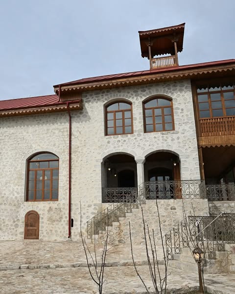 487201039 1288273223298937 6610264679251943723 n.jpg?stp=dst jpg s600x600 tt6& nc cat=105&ccb=1 7& n.jpg