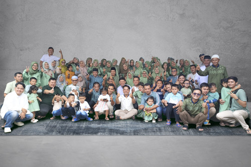 hoerudin fam 2 min.jpg