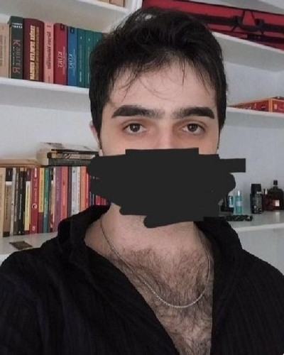 GnDmZOxXsAAiXiw.jpg
