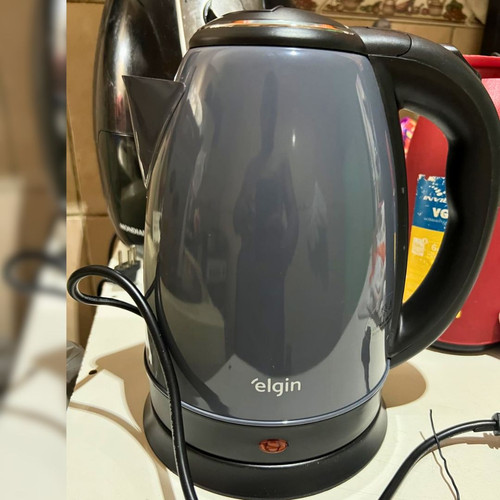 Chaleira Elétrica Inox Elgin Sem fio 1,8 Litros Cinza Lunar.jpg