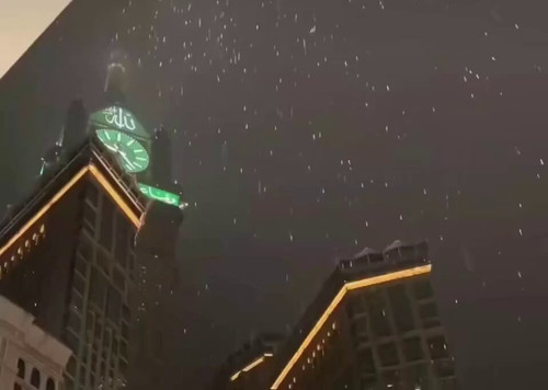 1K5YreKAaSFExWzy.jpg