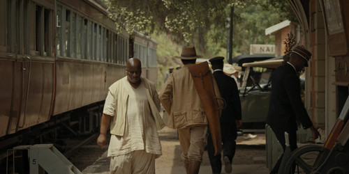 1923.S01E01.1923.2160p.AMZN.WEB DL.CZ EN.SDR.H.265 NTb.mkv snapshot 00.45.56 [2025.03.27 15.36.39].jpg