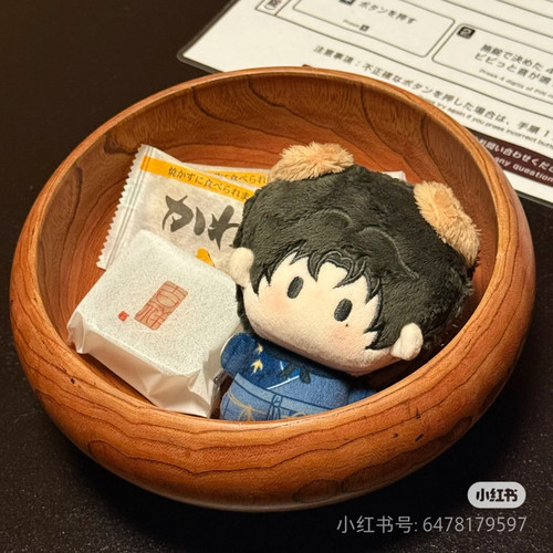 Camera XHS 17431369741931040g2sg31el3sla6lk705p7684ug9po646qvrqg.jpg