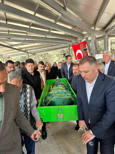 GnEEMtyWQAIIBVF.jpg