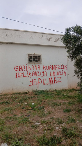 GnEaj4cXYAAC6H0.jpg