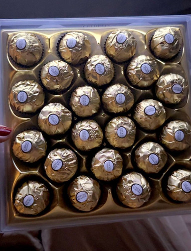 GnEpEDiX0AAj Cl.jpg