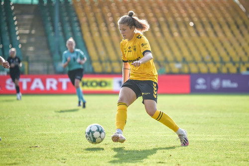 GnC8FoHWIAA UNg.jpg