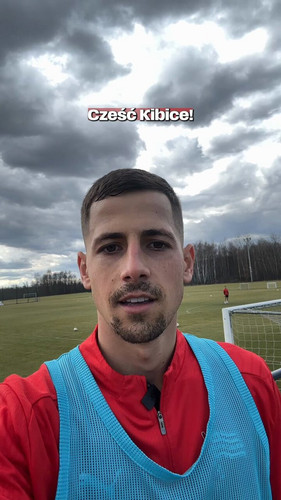 MEgXPK uF6KEb1jm.jpg