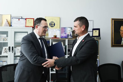 484834461 1052798936879164 6032684747789089883 n.jpg?stp=dst jpg p526x395 tt6& nc cat=111&ccb=1 7& n.jpg