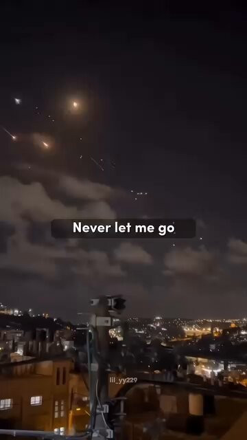 j7CObVsaykfHdhE9.jpg