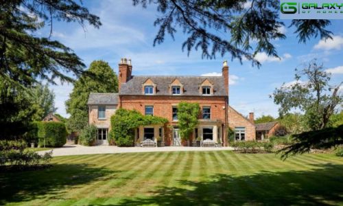 Trusted Practices to Succeed as a UK Property Investor.jpg