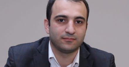 14558021794665481807?url=https%3A%2F%2Firavaban.net%2Fwp content%2Fuploads%2F2022%2F04%2Fharut aklun.jpg