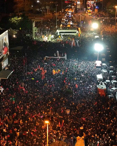 eFw ujewyqV C5lo.jpg