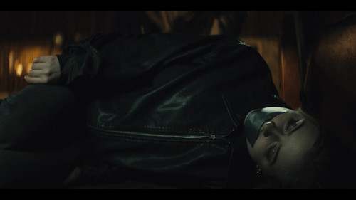 Woman.of.the.Dead.S02E01.Plastic.Wrap.1080p.NF.WEB DL.CZ DE.DD+5.1.H.264 playWEB.mkv snapshot 41.48 