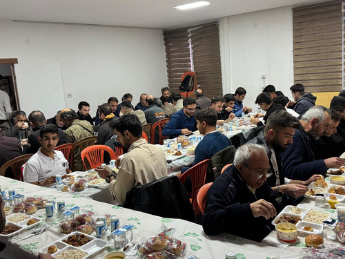 GmV5xFmawAAb7Nu.jpg