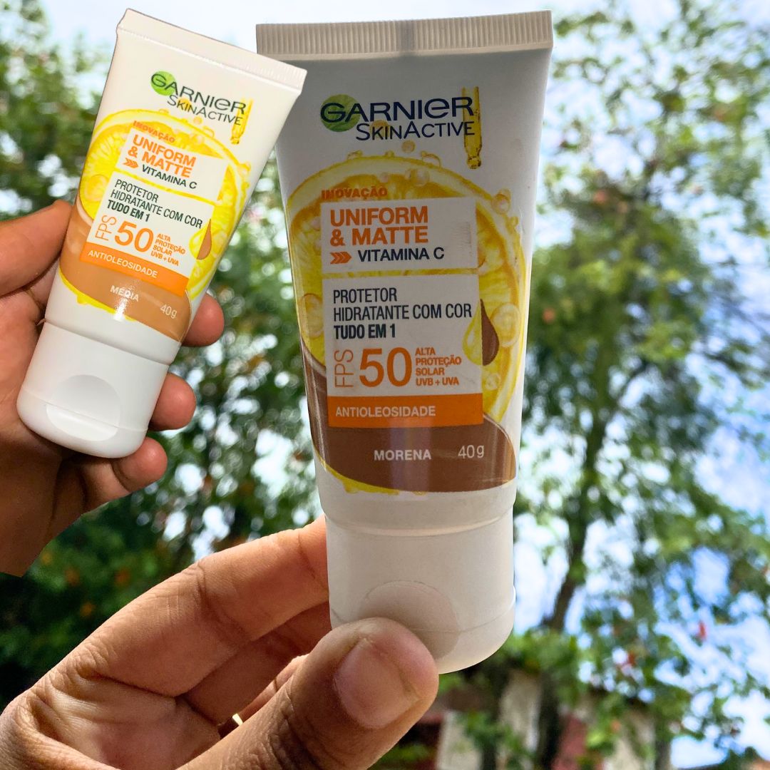 Garnier Protetor Solar Hidratante Efeito Matte FPS50 Uniform & Matte, Antioleosidade com Vitamina C, 40g, Cor Média