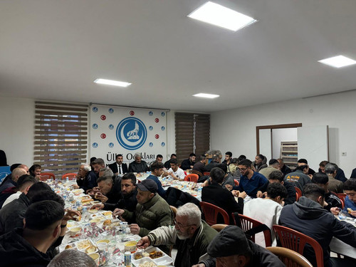 GmV5xFBW4AAIzHA.jpg