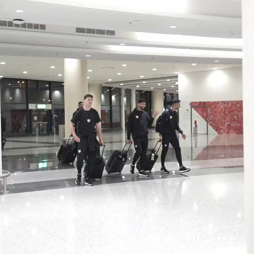 Bapo7 hpgPbPh2ku.jpg