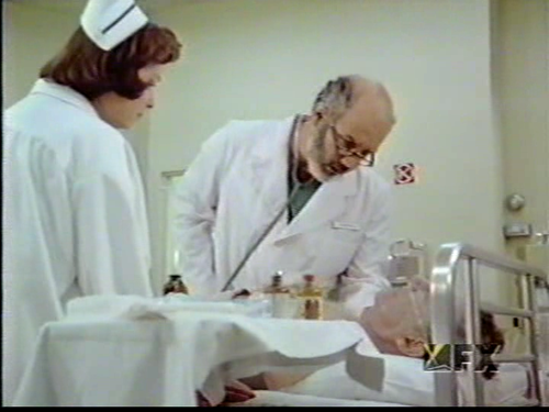 cap Trapper.John,.M.D..S01E01.Trapper.John,.M.D..TVRip.XViD TVV 00 07 09 06.png