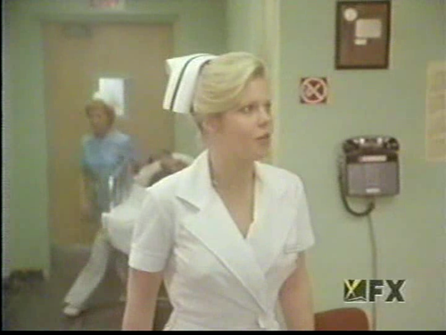 cap Trapper.John,.M.D..S01E01.Trapper.John,.M.D..TVRip.XViD TVV 00 05 43 04.png