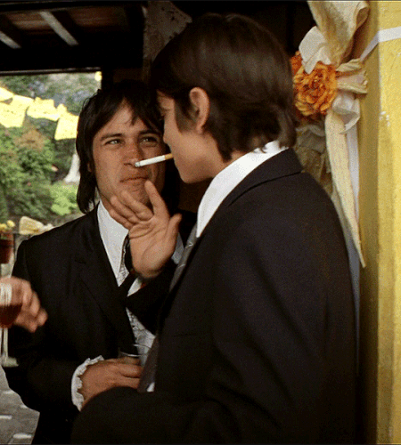 tumblr 534c3a842c09da65f2ac9e4a20b6d7ab 67485b56 540.gif