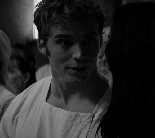 tumblr ca30a5c9080a48999b50dd6cdf497915 f0f2e9c1 540.gif