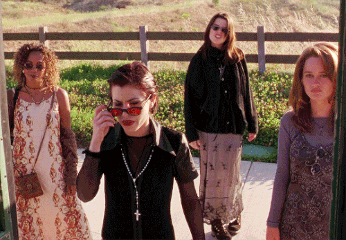tumblr ce961e2db13d2987f484805624f3f961 fe9556fa 540.gif