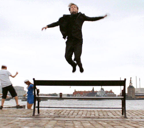 tumblr 2baabc631e30a5e9d73a5e1d1061a42f db4b1d3c 540.gif