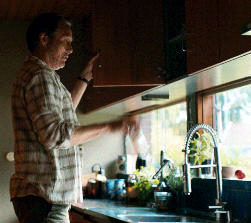 tumblr 2909385237cff0be54c45dacd04d7a5e ba24ba1e 540.gif