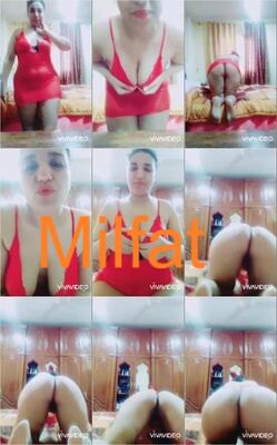 مصريه لبوة اوي تبعت فيديو نودز لصاحبها وهيا بقميص الاحمر وبتقوله حلوه بزازي وطيزي اي ريك ياسيدي اوف علي لبونة بنت المتناكه