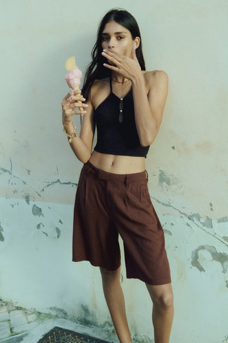 HM Beach Vacation 2025 Lookbook03.jpg