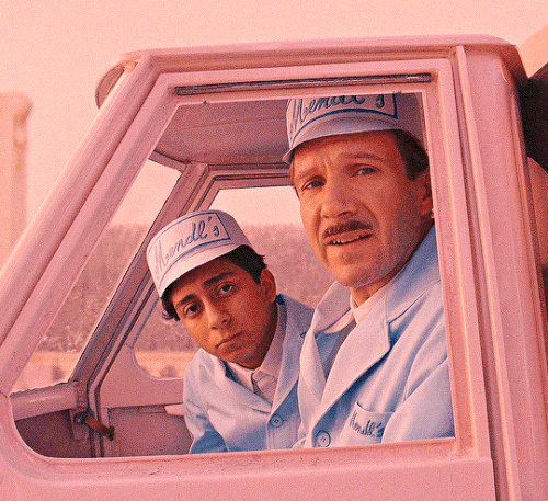 tumblr d4fa70a7d206b53683e26a8e02cc3337 12787eee 540.gif