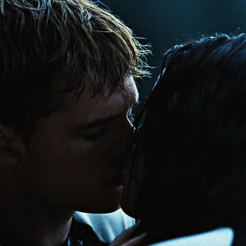 tumblr 8ddf96f169c841dace88294b48f11749 d66cba0d 540.gif