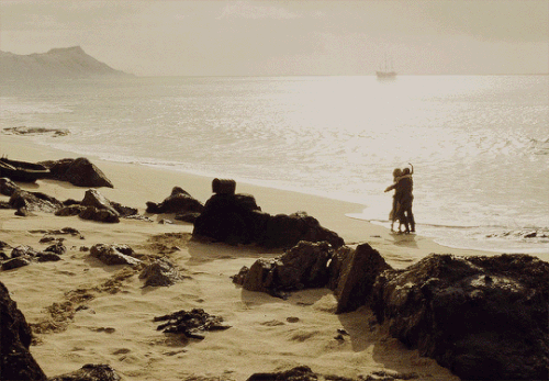 tumblr c0990a5fe4eaed15befeef181a825cf0 48c799c5 540.gif