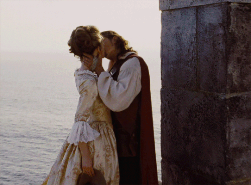 tumblr 80042cc384aaa9527618dd878ce3bbe2 15bfdc5e 540.gif