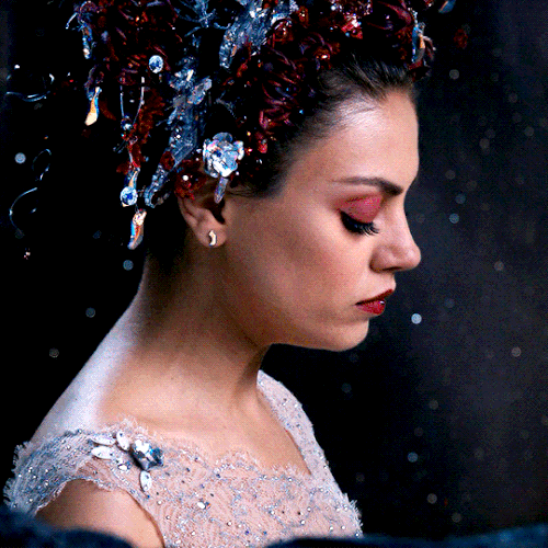 tumblr 6fc63eb6054daebc19fdd311f90bdc25 f79aed8f 540.gif