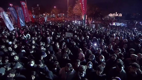 zGuSf7Zvw8qq P6O.jpg