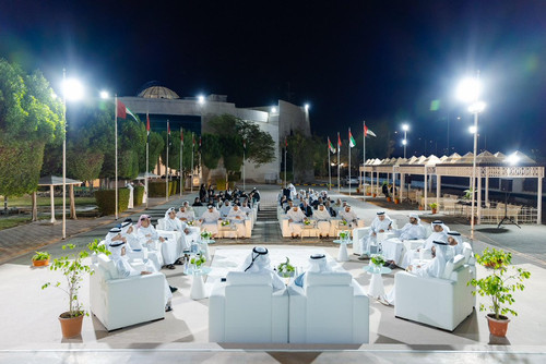 Gmdx krWgAAqSio?format=jpg.jpg