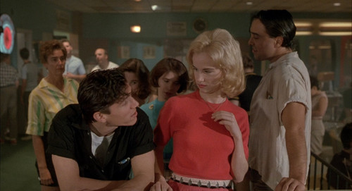 That.Night.1992.1080p.WEB DL.CZ EN.x264 NoGrp.mkv snapshot 00.08.49 [2025.03.21 15.26.33]