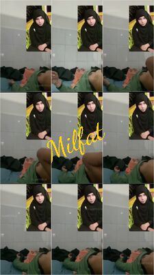 نيك بنت لبوة ممرضة مصرية محجبه على السرير فى المستشفى وتقول لو مكنتش هنا كنت متعتك كسم فجرك يا لبوة والزب في كسك وأنتي حايحة