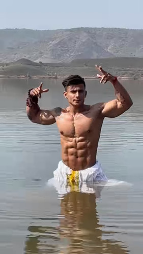 Trend ❤️ . #fitnessmotivation #fit #gym #gymmotivation #gymrat.mp4 snapshot 00.07.jpg