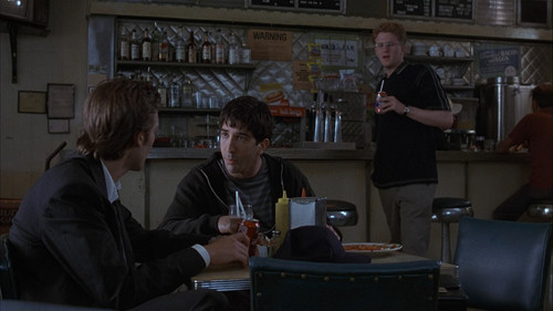The.Pallbearer.1996.1080p.WEB DL.CZ EN.H264 DiMEPiECE.mkv snapshot 00.07.56 [2025.03.22 11.12.24].jpg