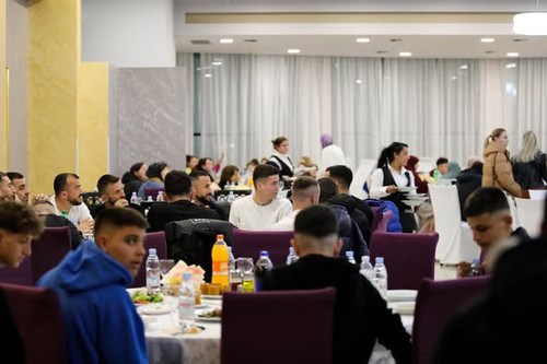 485194207 1174928900653398 2498265605084089705 n.jpg?stp=dst jpg p526x395 tt6& nc cat=100&ccb=1 7& n.jpg