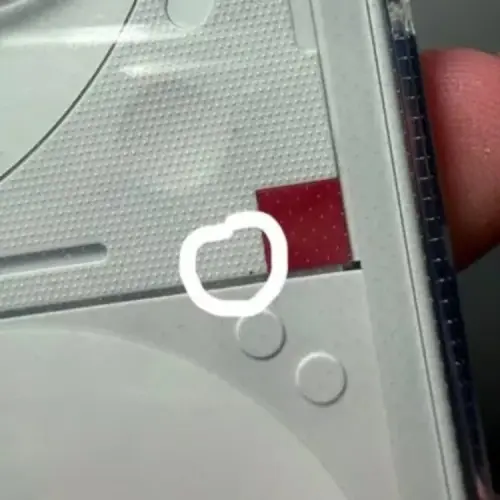 nothing phone 3a dust scratch 2 67dda61e924410bf375bf2b6.webp