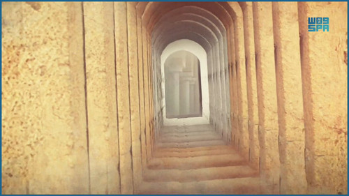 QzOqf4ZJ2 8BQroI.jpg