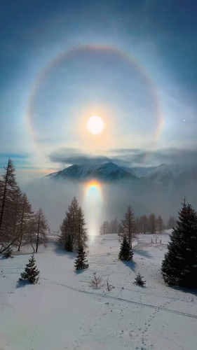 NQj03 O5oN6AC yT.jpg