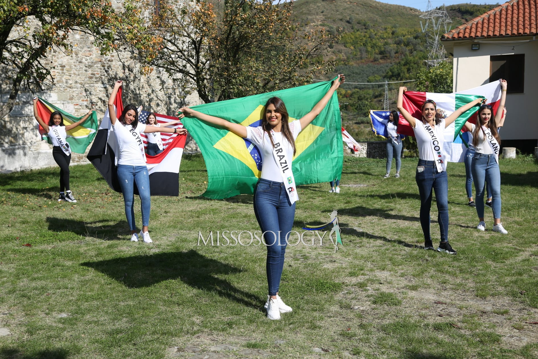 candidatas a the miss globe 2021. final: 05 nov. - Página 12 5a1YGf