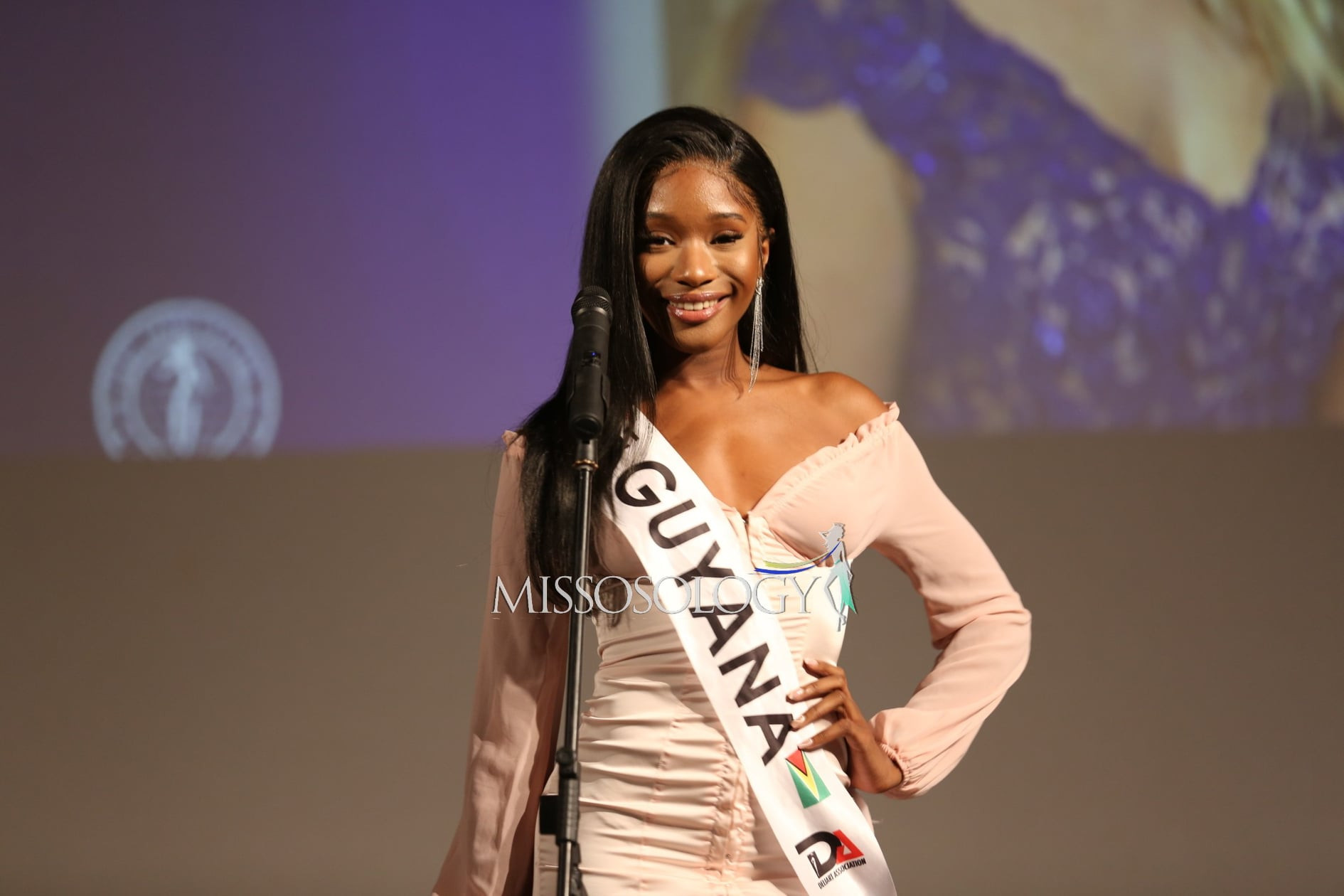 candidatas a the miss globe 2021. final: 05 nov. - Página 21 5loDZB